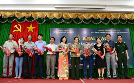 Khai mạc Trại sáng tác văn học về đề tài LLVT và chiến tranh cách mạng tại Đồng Tháp