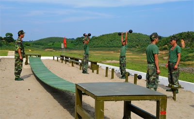 Tập trung lãnh đạo nâng cao chất lượng huấn luyện trong toàn quân