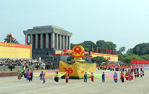 Ngày lễ trọng của đất nước là ngày vui của toàn dân