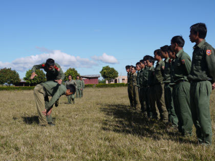 Những người đồng chí trên cao nguyên Bô-lô-ven