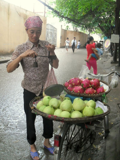 Lao động ngoại tỉnh: loay hoay đi hay ở?