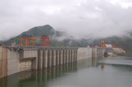 Tăng giá điện vào thời điểm này có hợp lý?