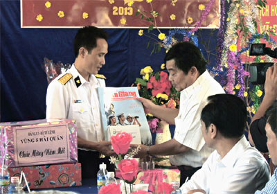 Xuân đến với biển đảo Tây Nam 