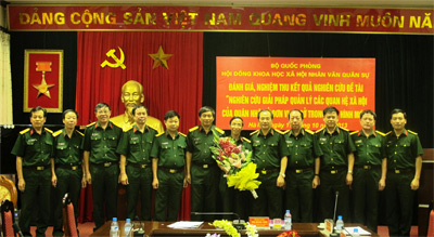 Đề tài nghiên cứu giải pháp quản lý các quan hệ xã hội của quân nhân ở đơn vị cơ sở đạt loại xuất sắc