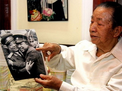 Đại tướng Võ Nguyên Giáp mãi trong tim những người anh em Lào