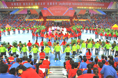 Tuổi trẻ Việt - Trung nối vòng tay lớn, cùng xây ước mơ 