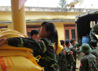 Khi các “Thím bộ đội bom mìn