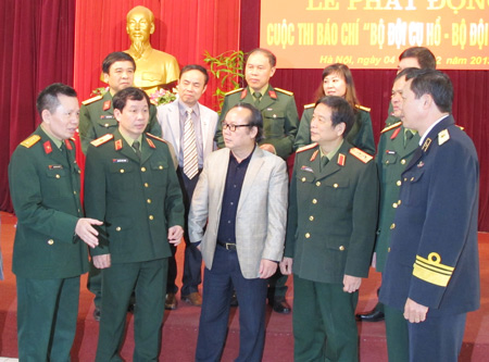 Phát động cuộc thi báo chí với chủ đề “Bộ đội Cụ Hồ- Bộ đội của dân”