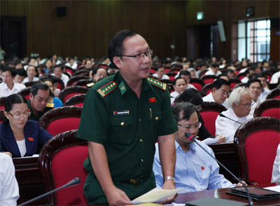 Giải đáp nhiều vấn đề xã hội bức xúc