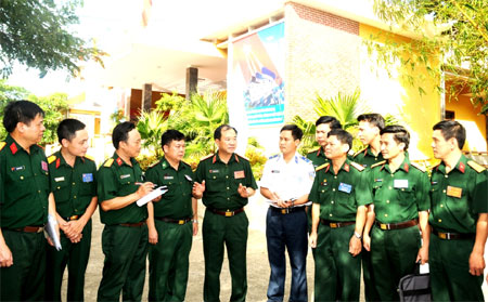 Bức tranh đa màu về thực tế giáo dục chính trị ở cơ sở