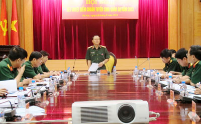 Xét duyệt điểm chuẩn tuyển sinh quân sự năm 2013