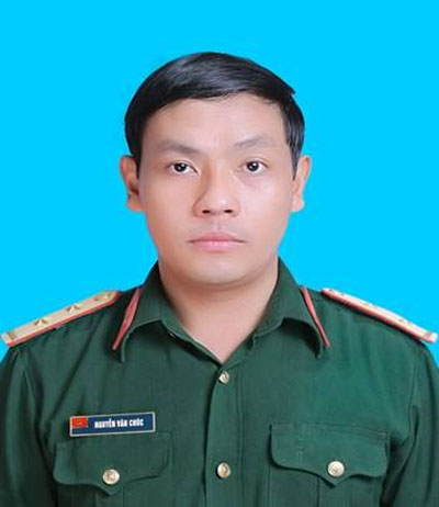 Giữ gìn tốt vũ khí cho dân quân, tự vệ