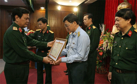 Bộ Quốc phòng tổng kết Hành trình “Quân đội chung tay vì sức khỏe cộng đồng”  