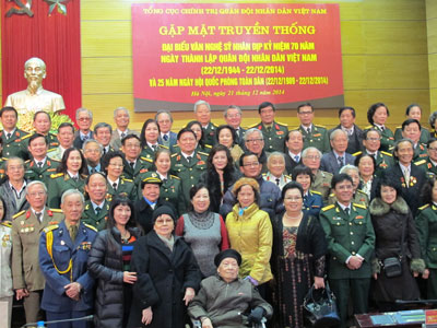 Nghệ sĩ mặc áo lính cảm nhận về 70 năm Quân đội