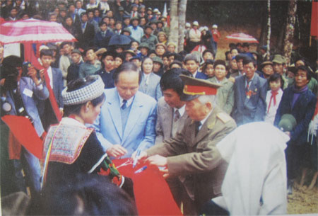 Lòng dân vẹn nghĩa