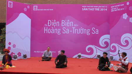 Ngày thơ Việt Nam lần thứ 12: Từ Điện Biên tới Hoàng Sa, Trường Sa
