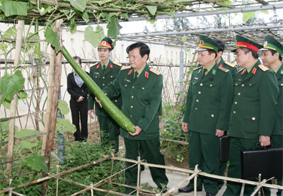 “Lựa chọn cán bộ có trình độ, kinh nghiệm biên chế vào Đội vận động quần chúng BĐBP”