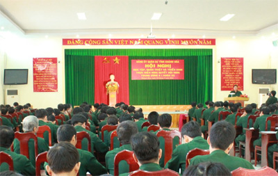 Quán triệt Nghị quyết Trung ương 8 (khóa XI) cho hơn 200 cán bộ, đảng viên