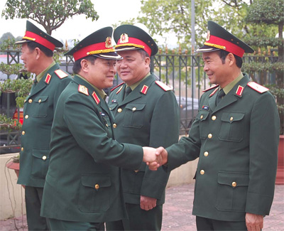 Thượng tướng Ngô Xuân Lịch làm việc tại Quân khu 1