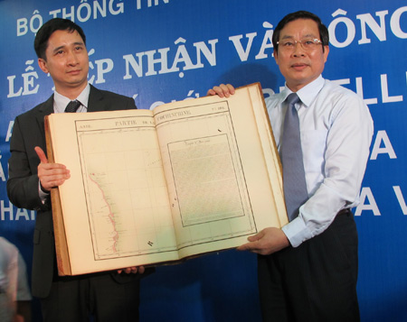 Lễ tiếp nhận, công bố Bộ Atlas khẳng định chủ quyền của Việt Nam với Hoàng Sa, Trường Sa