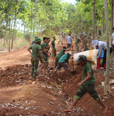 Cẩm Mỹ đẹp tình quân dân