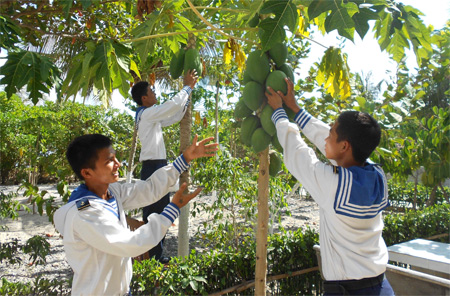 Kỳ 3: Tự hào truyền thống, tiếp nối chiến công