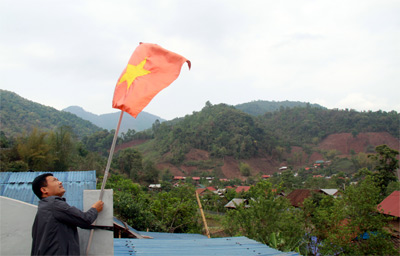 Người bí thư “đi đầu và đứng đầu” ở ngã ba biên giới