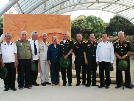 Hai lần chỉ huy đại đội đánh đồi A1