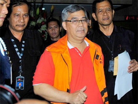 Đừng đùa với đồng tiền!