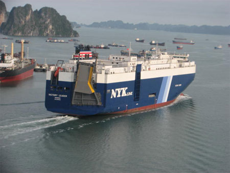 Bài 1: “Thuyền trưởng” ra tòa án quốc tế cứu tàu