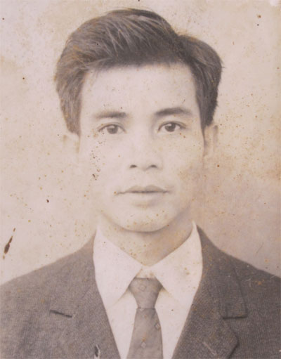 Bài 1: Lấy thân mình làm giá súng, bắn rơi máy bay Mỹ