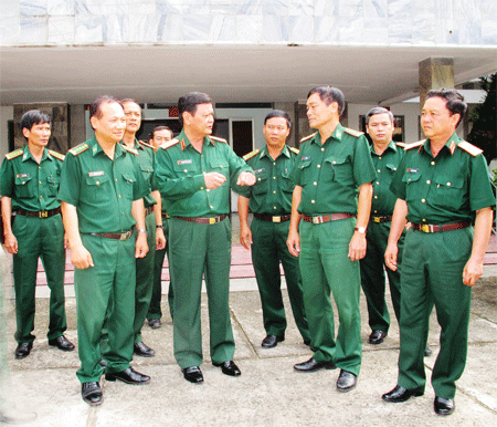 Thực hiện tốt công tác đối ngoại biên phòng, giữ vững an ninh biên giới