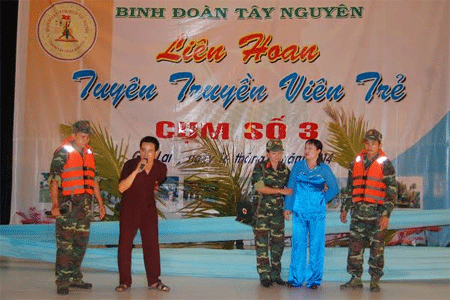 Liên hoan “Tuyên truyền viên trẻ” năm 2014