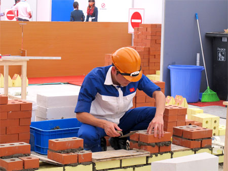 Nhân lực qua đào tạo nghề: Cần ai, ai cần?