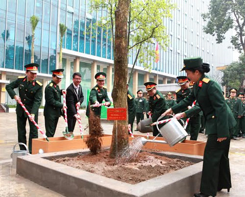 Bệnh viện 354 phát động “Tết trồng cây đời đời nhớ ơn Bác Hồ” 