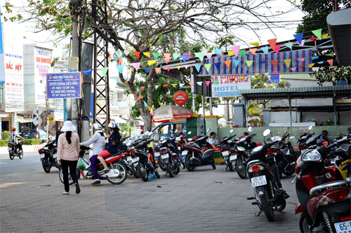 Bao giờ hết cảnh lấn chiếm lòng đường, vỉa hè?