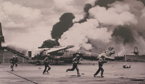 Trưng bày gần 100 bức ảnh “Đường xuân chiến dịch 1975” của nghệ sĩ Đinh Quang Thành