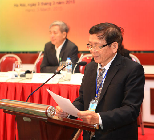 “Sống để yêu thương”