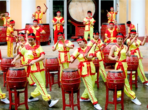 Trống hội mừng đại hội