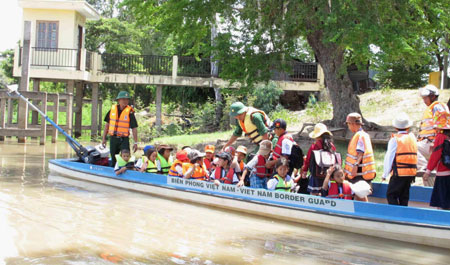 Những việc làm tình nghĩa