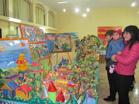 Con yêu biển, đảo quê hương