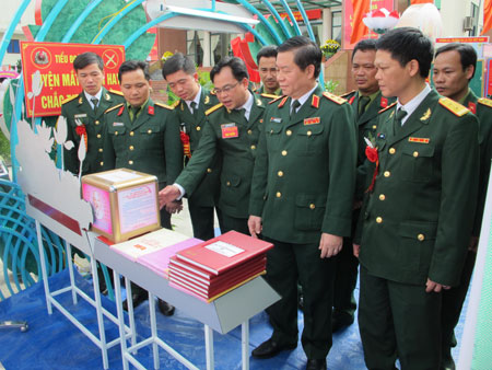 Quân khu 4: 15 tập thể, cá nhân được phong tặng, truy tặng danh hiệu Anh hùng