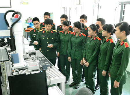 Thêm nhiều chính sách ưu đãi sĩ quan