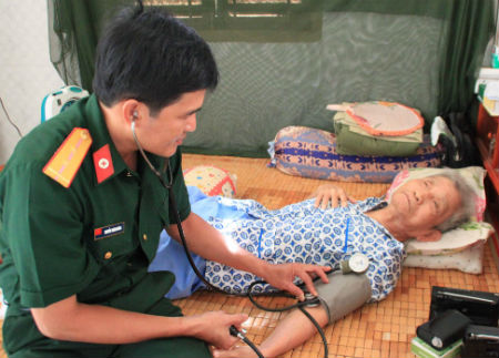 Sâu nặng ân tình đồng đội