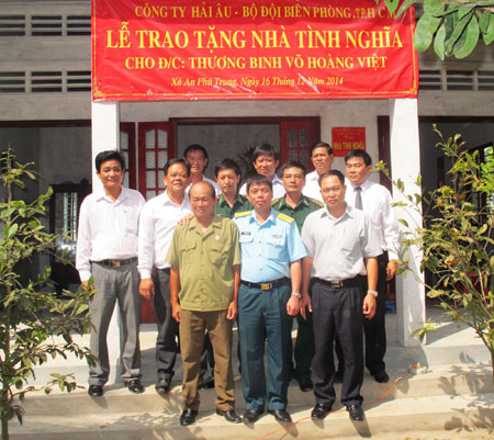 Ấm lòng đồng đội