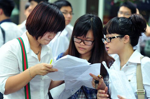 Hơn 40 trường đại học trên cả nước công bố tỷ lệ “chọi”