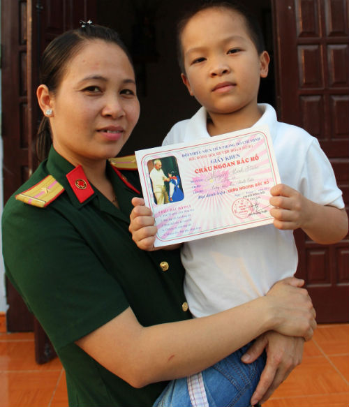 “Cháu sẽ cố gắng học thật giỏi…”