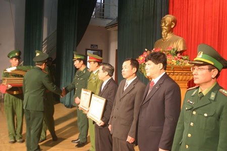 Dựa vào dân để đánh án, làm chuyển hóa địa bàn