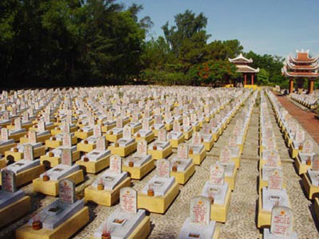 Tìm phần mộ liệt sĩ Ngô Đức Lục