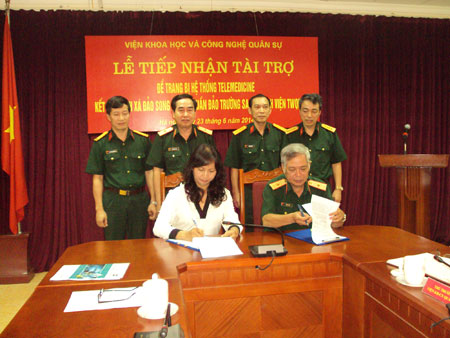 Kết nối Bệnh xá đảo Song Tử Tây với Bệnh viện Trung ương Quân đội 108 